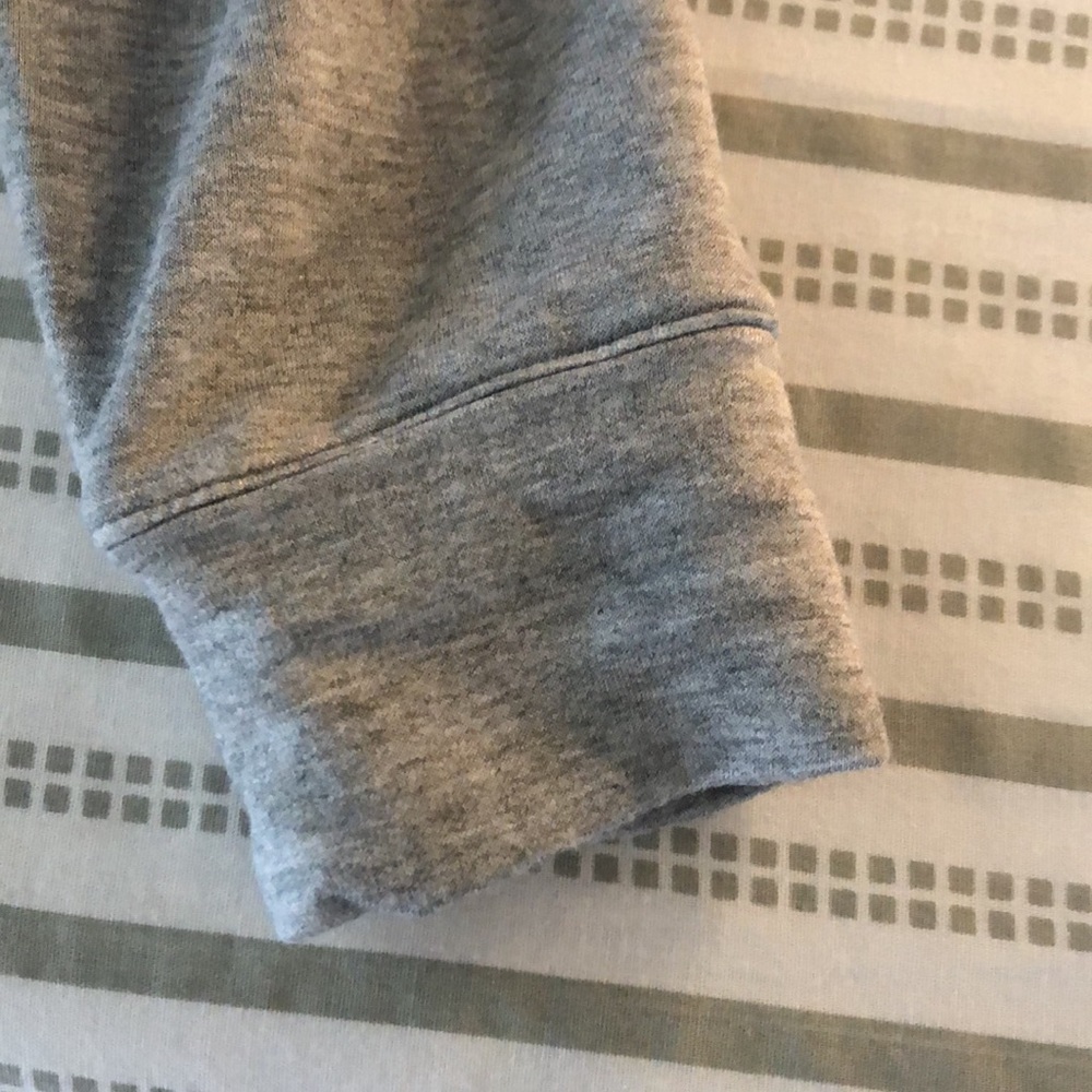 WHBM fleece sweater - Picture 5 of 6